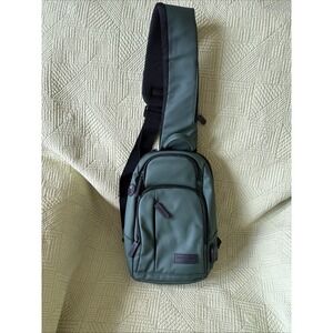 Duchamp London Green Sling Crossbody Bag USB Charging Travel Backpack 12"